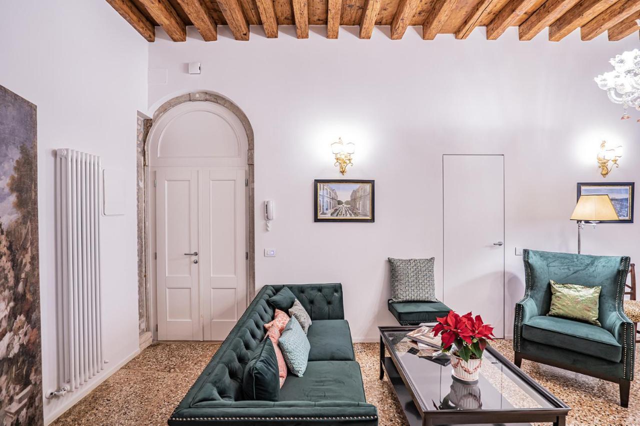 Ca' San Beneto Completely Refurbished In A Fabulously Central Area Венеція Екстер'єр фото