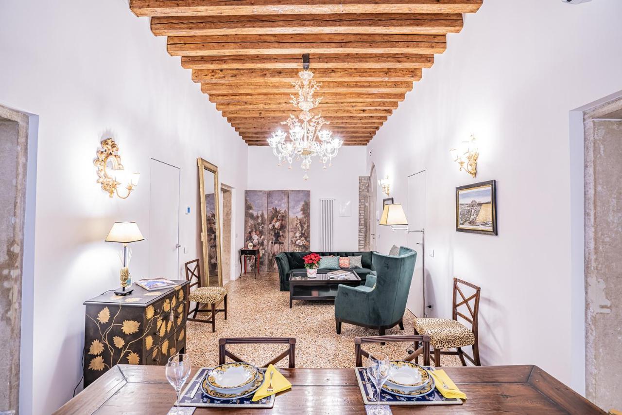 Ca' San Beneto Completely Refurbished In A Fabulously Central Area Венеція Екстер'єр фото
